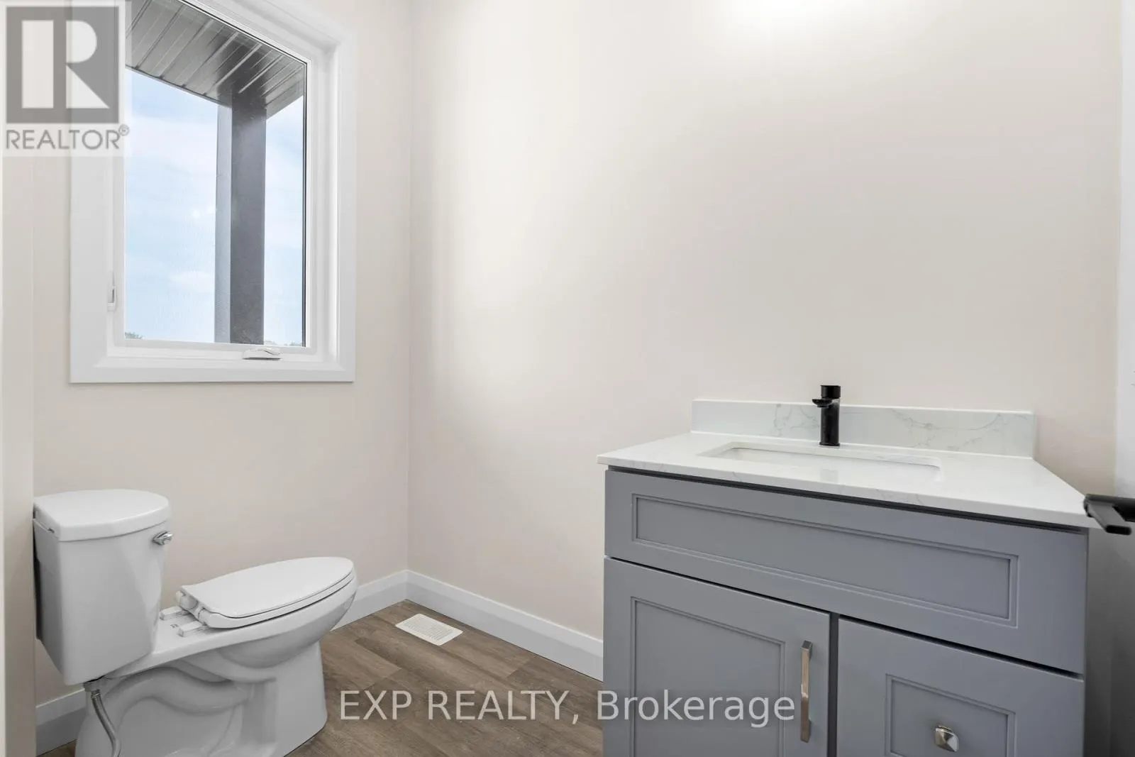 25 SUNVIEW DRIVE