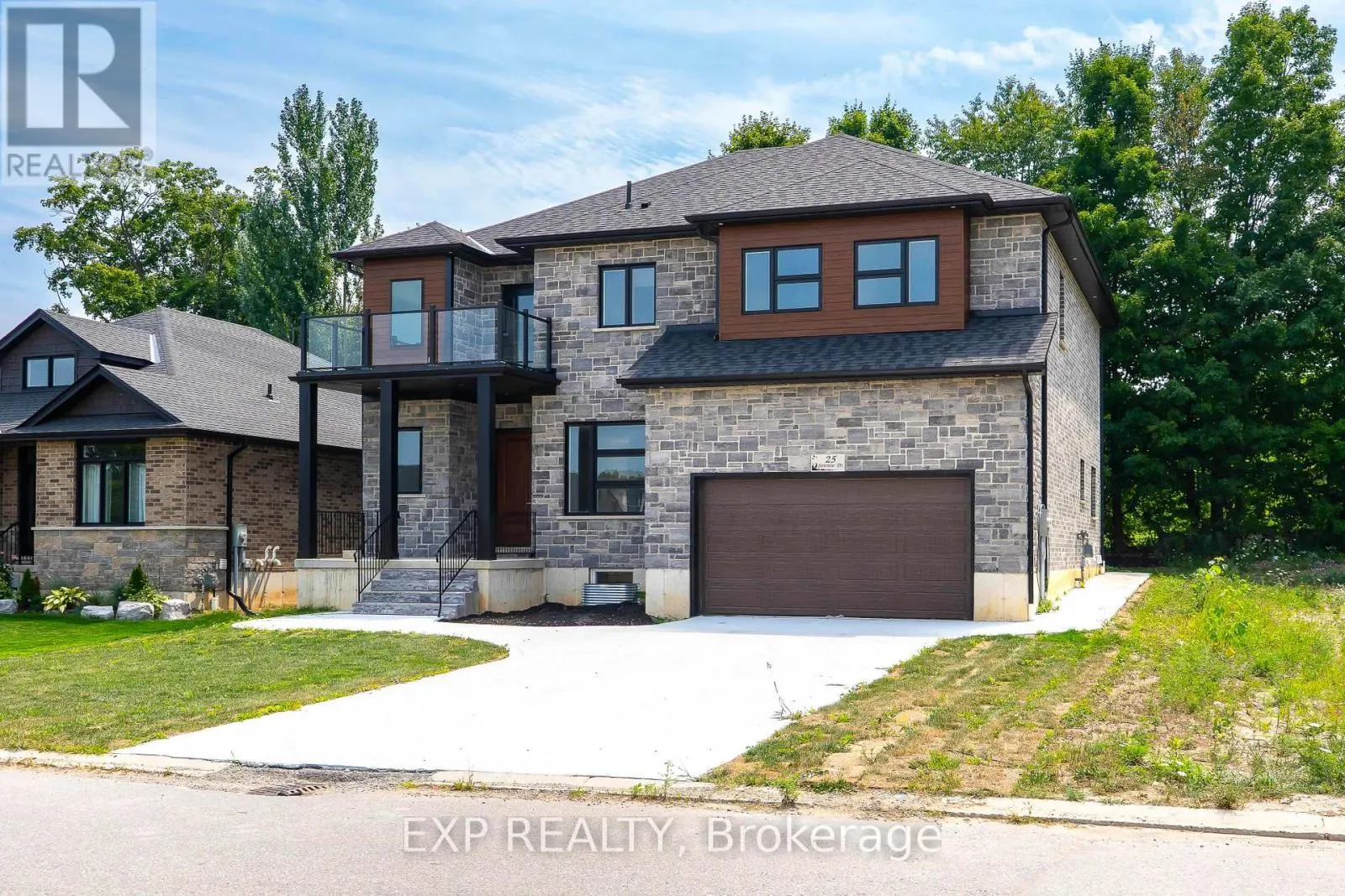 25 SUNVIEW DRIVE