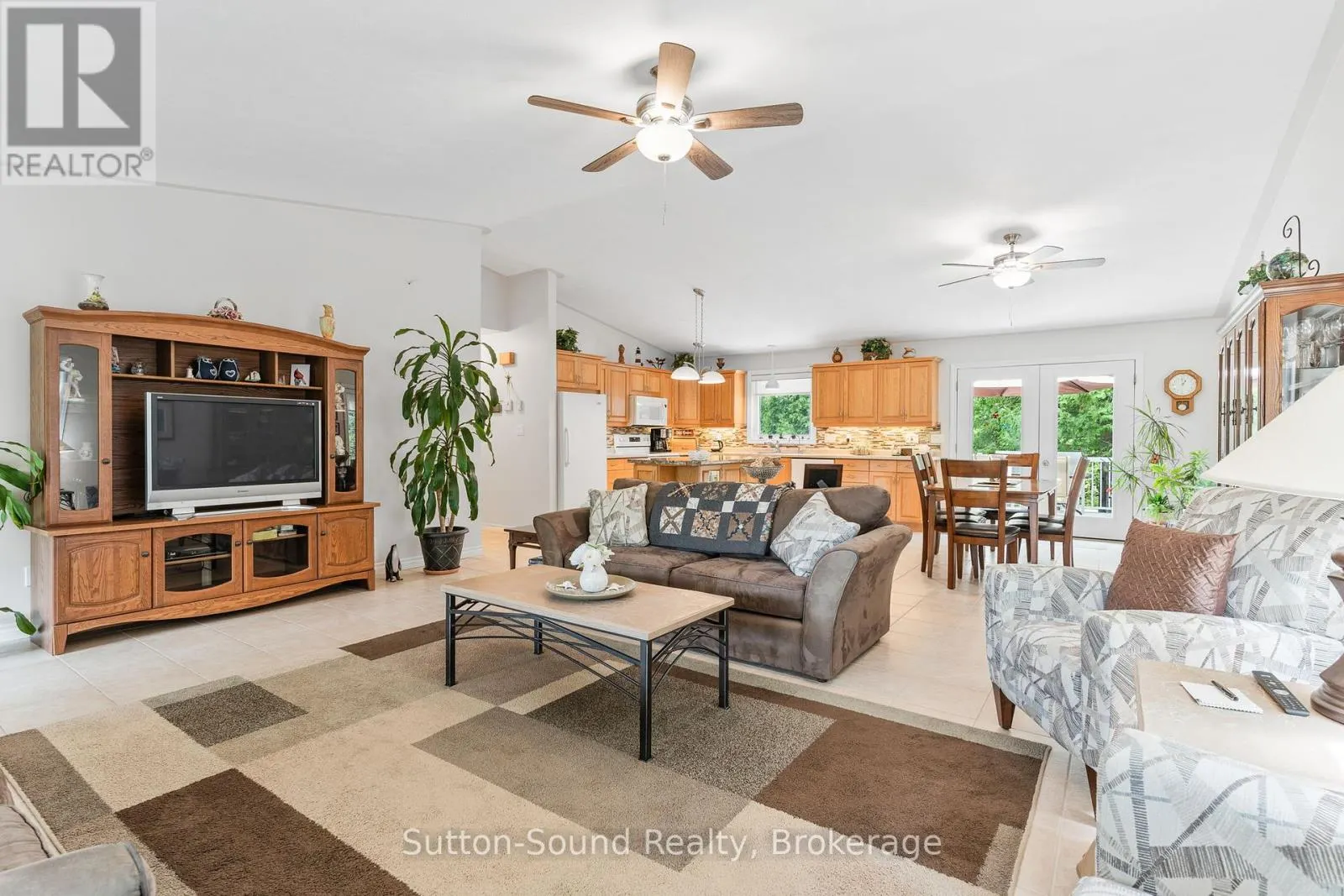 1215 SUNSET DRIVE
