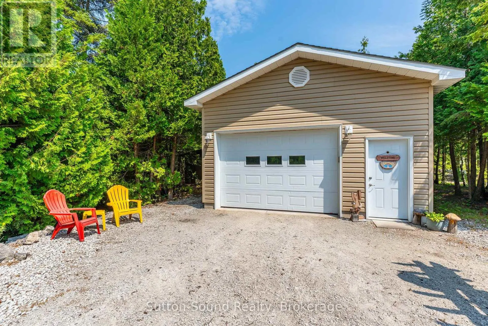 1215 SUNSET DRIVE