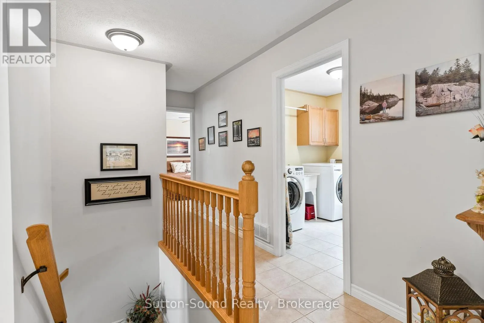 1215 SUNSET DRIVE