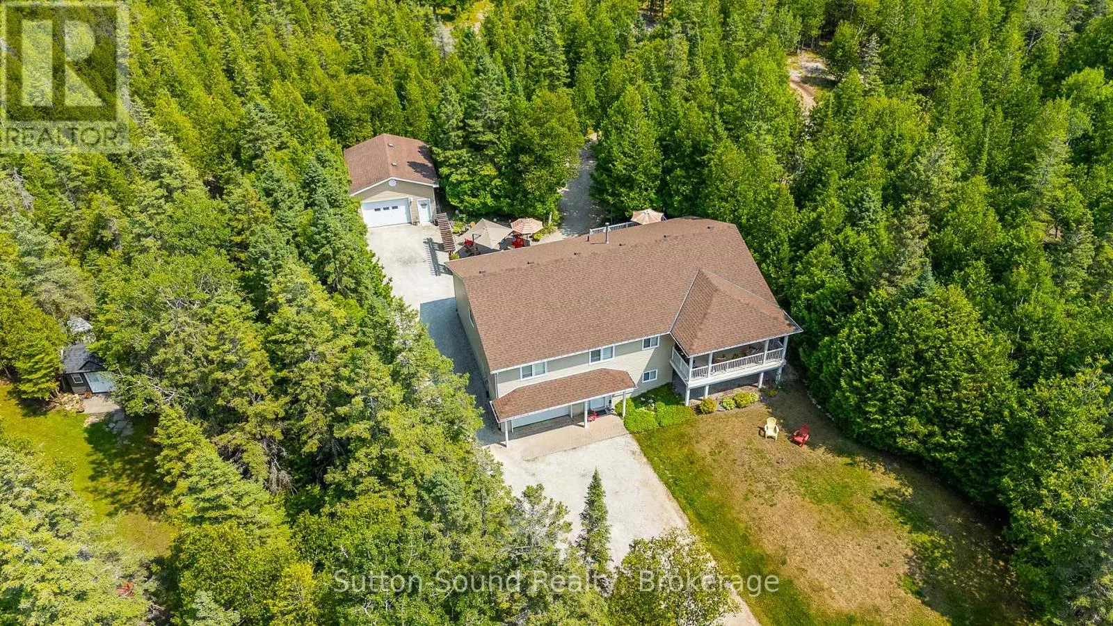 1215 SUNSET DRIVE