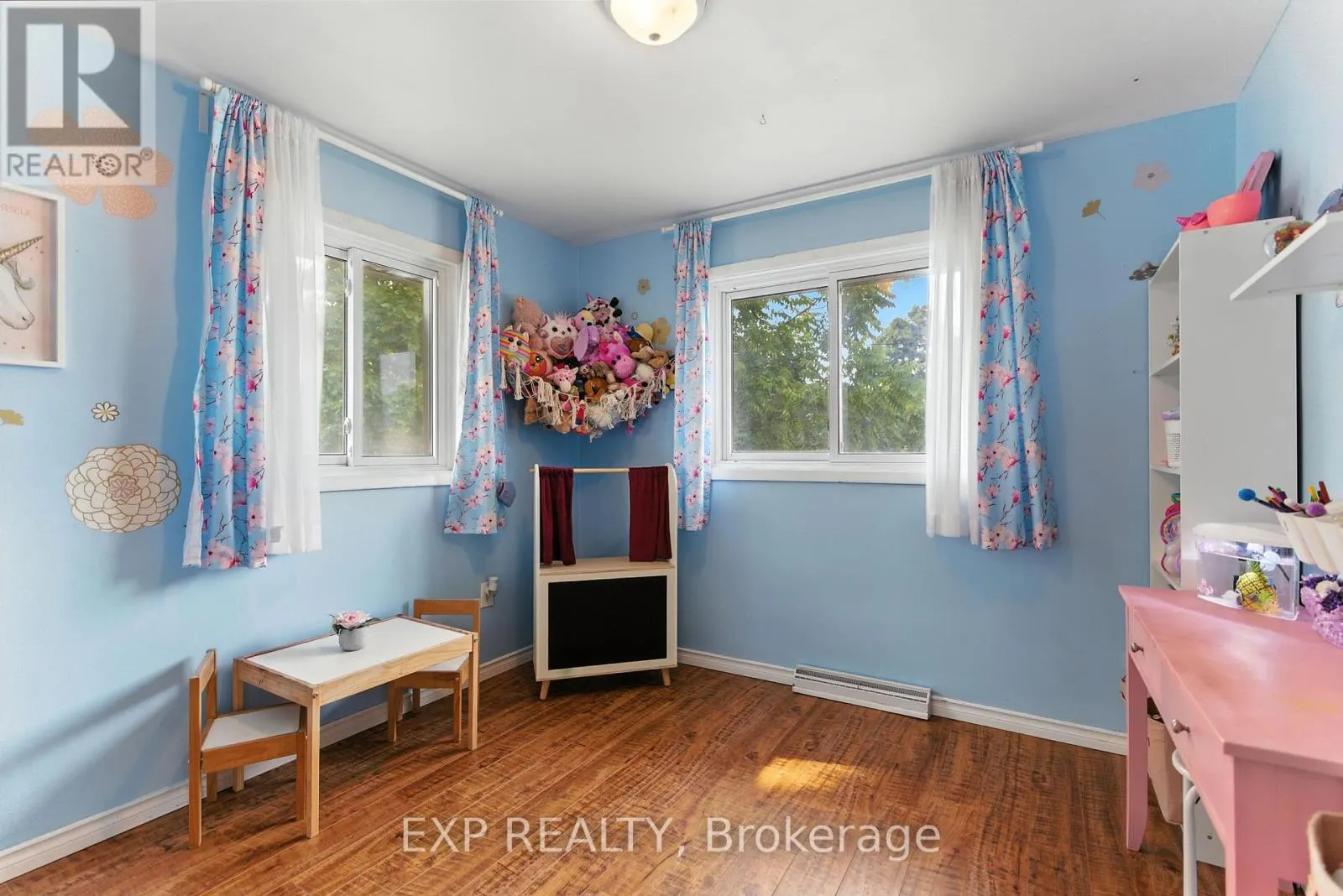 319 HIGHLAND AVENUE