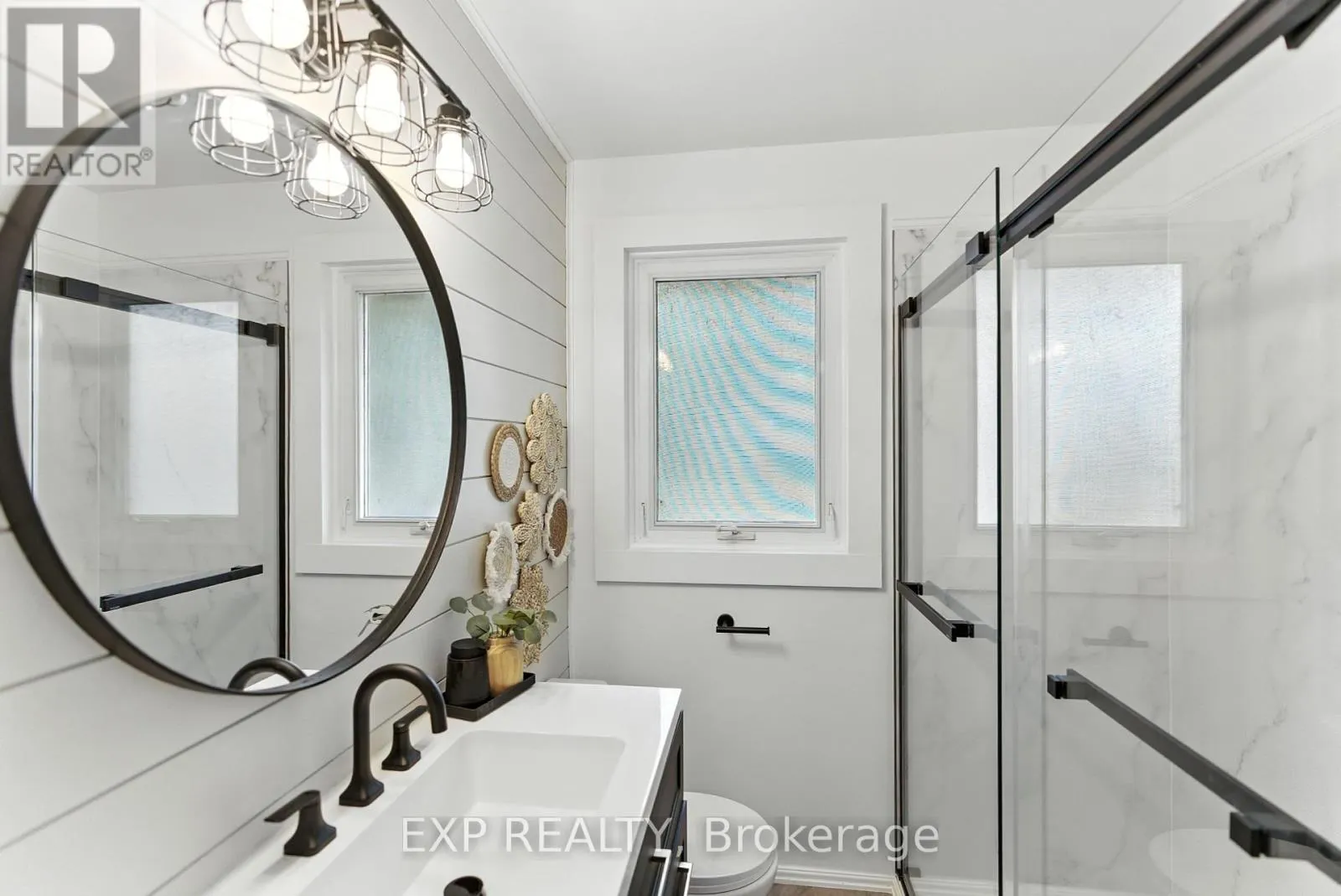 319 HIGHLAND AVENUE