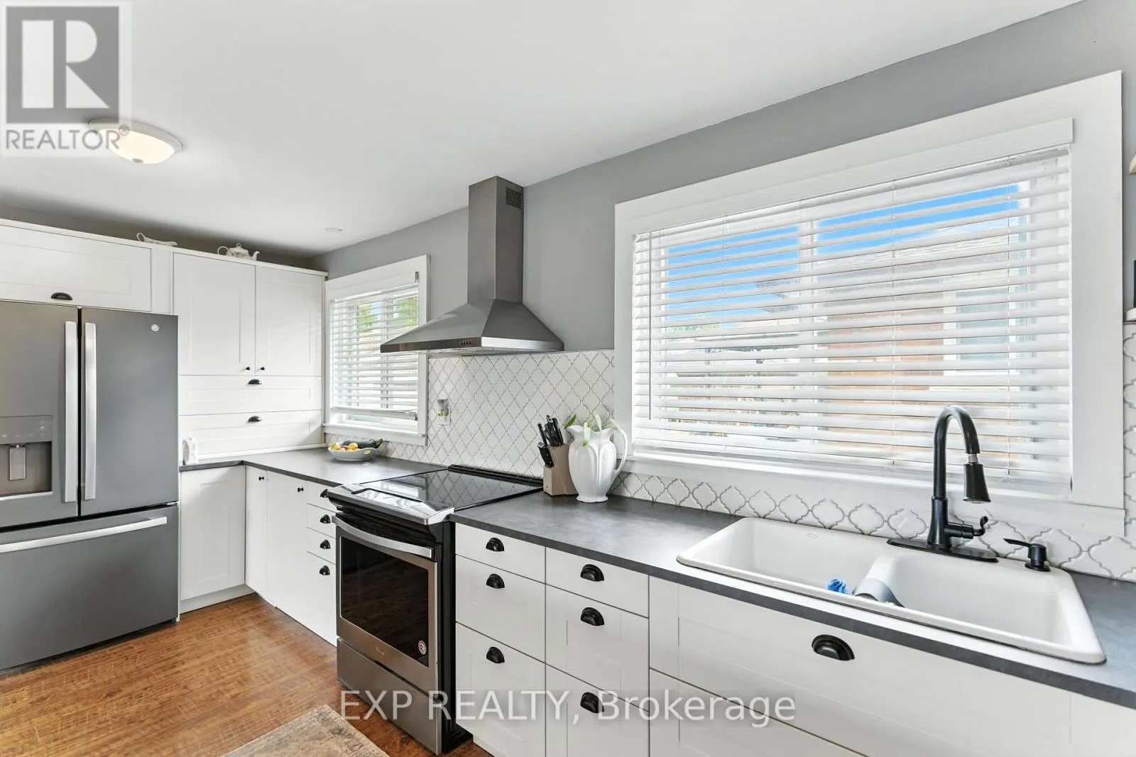 319 HIGHLAND AVENUE
