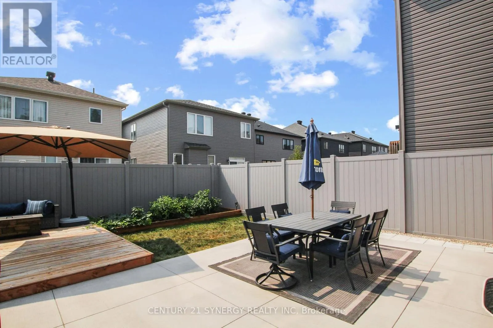 2104 CALTRA CRESCENT