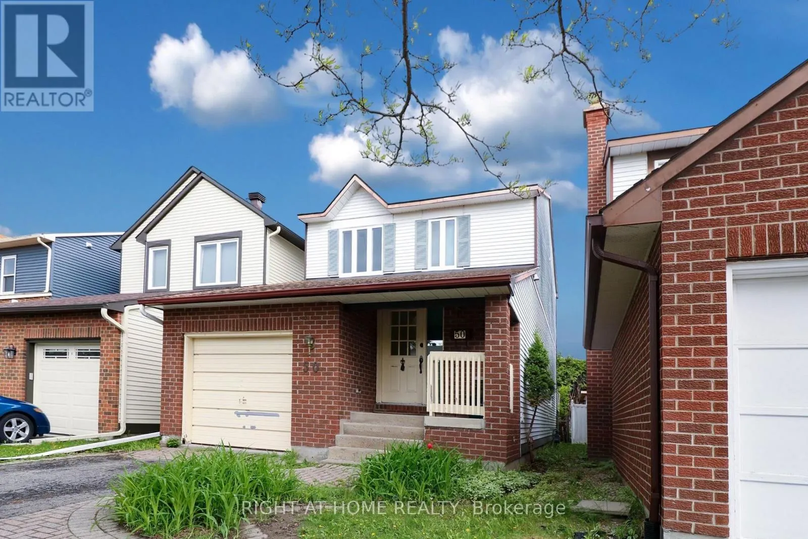 50 FIRESIDE CRESCENT