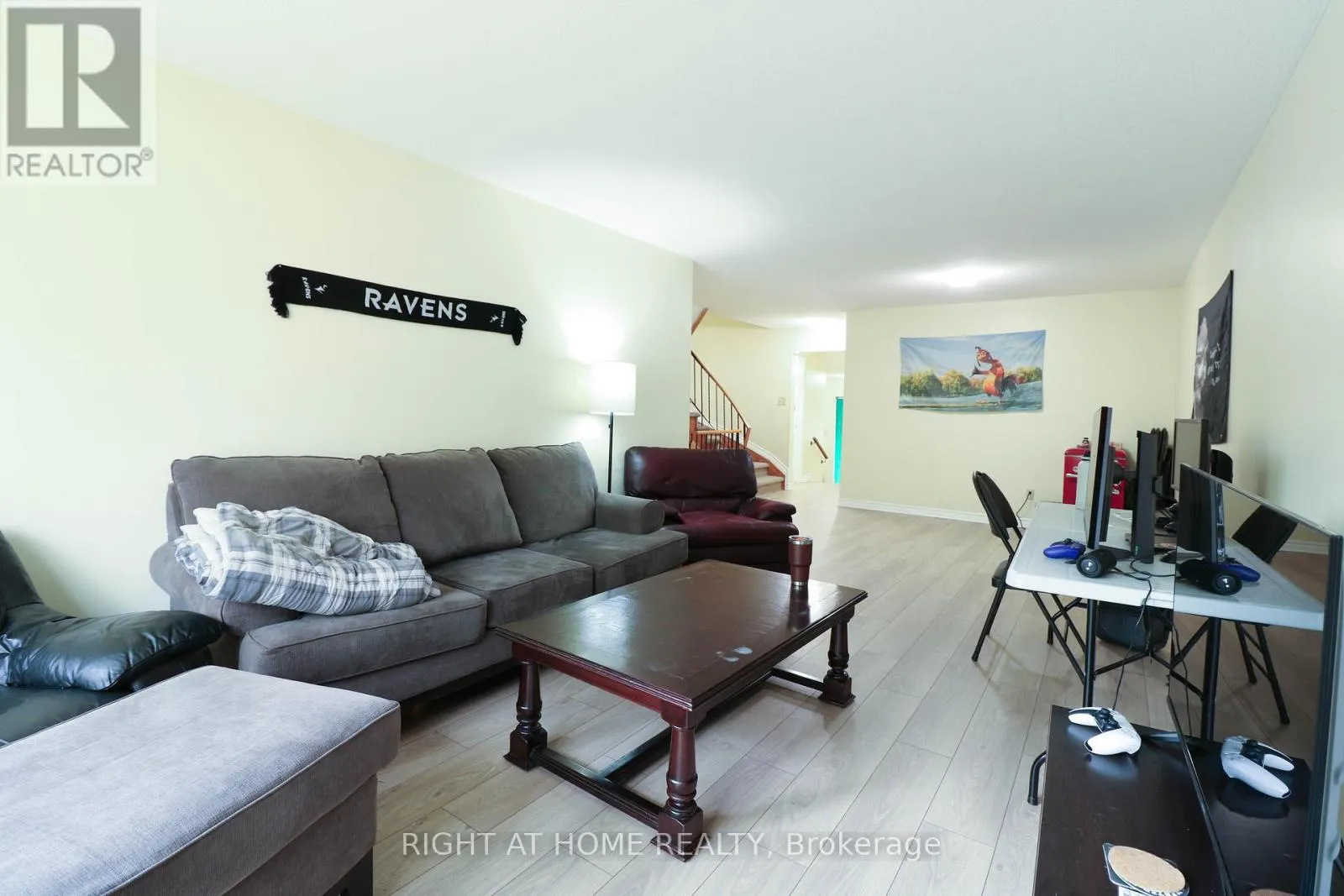 50 FIRESIDE CRESCENT