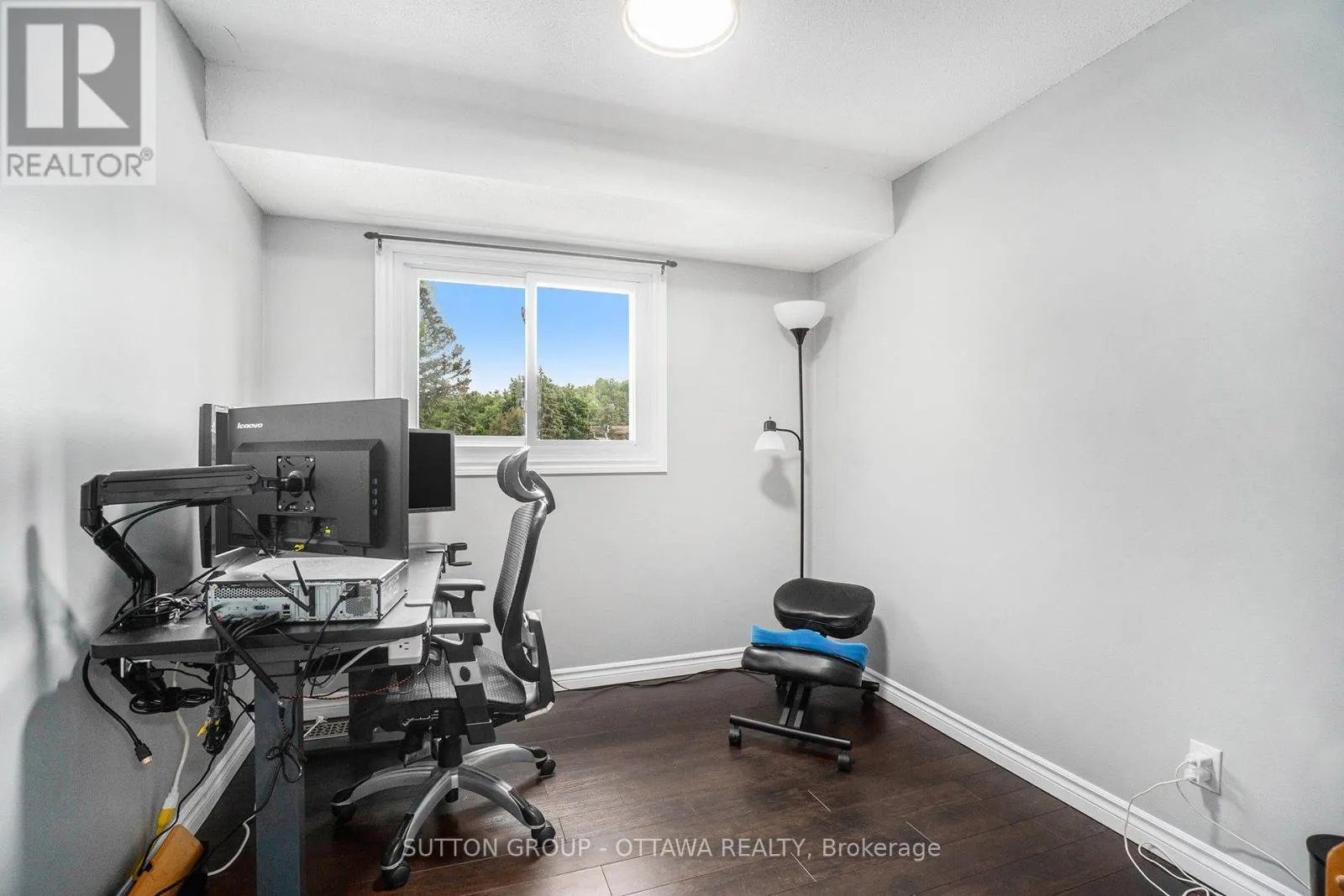 6164 BROOKSIDE LANE