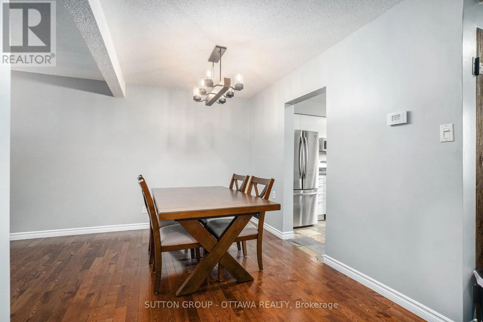 6164 BROOKSIDE LANE