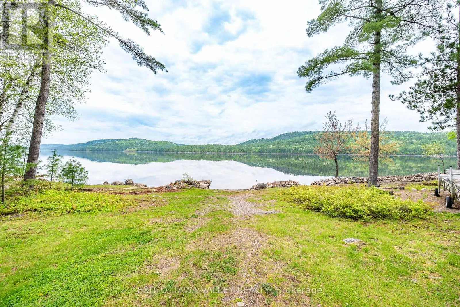 51 MYRLIN WAY