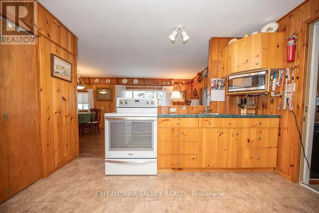 51 MYRLIN WAY