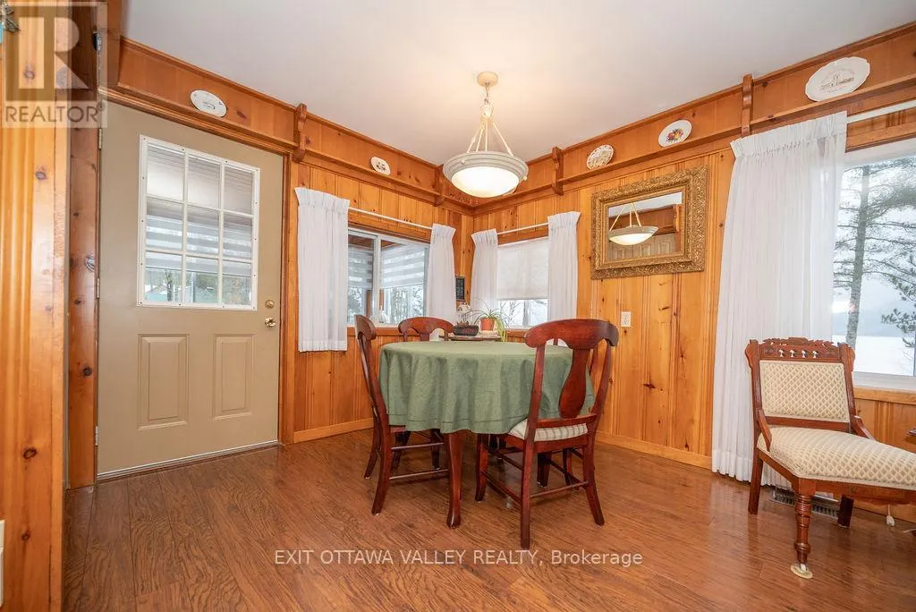 51 MYRLIN WAY