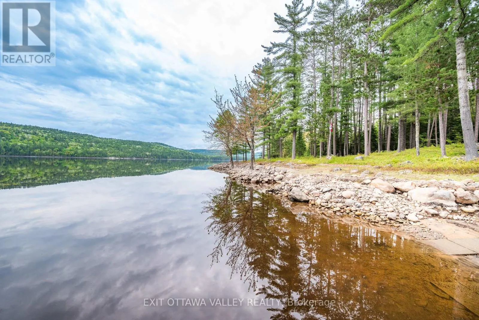 51 MYRLIN WAY