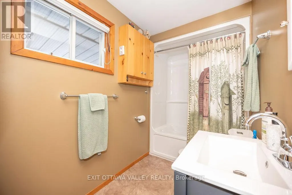 51 MYRLIN WAY