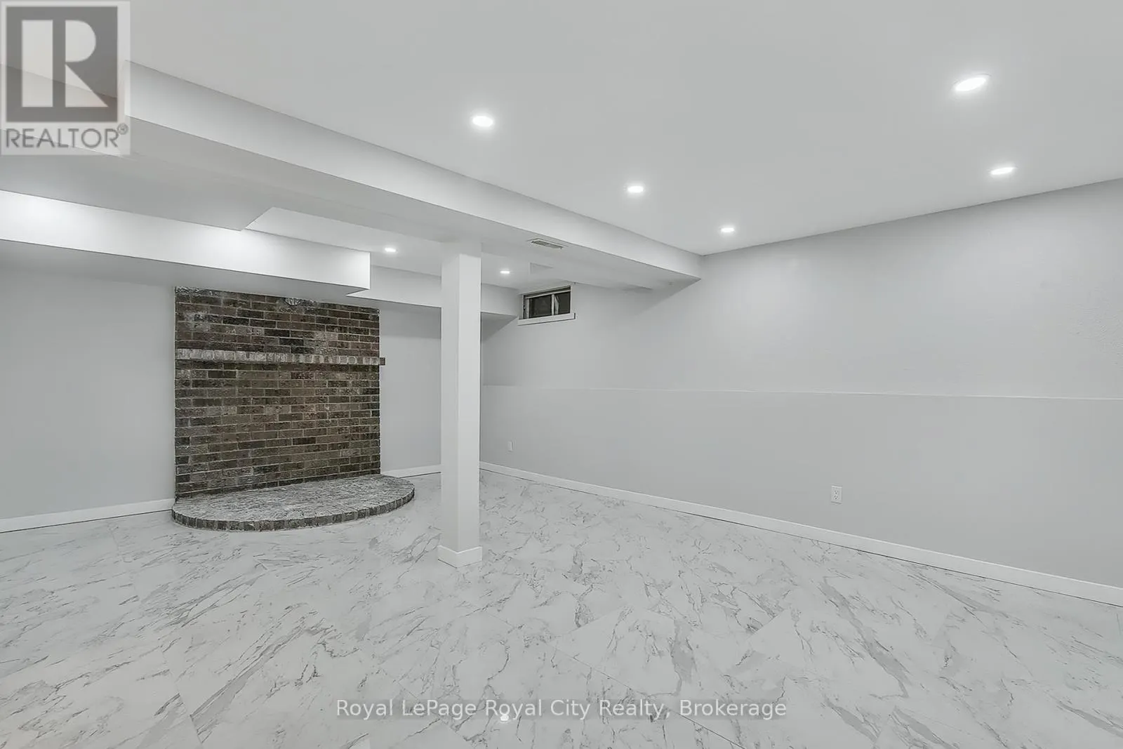 691 COLLEGE AVENUE W