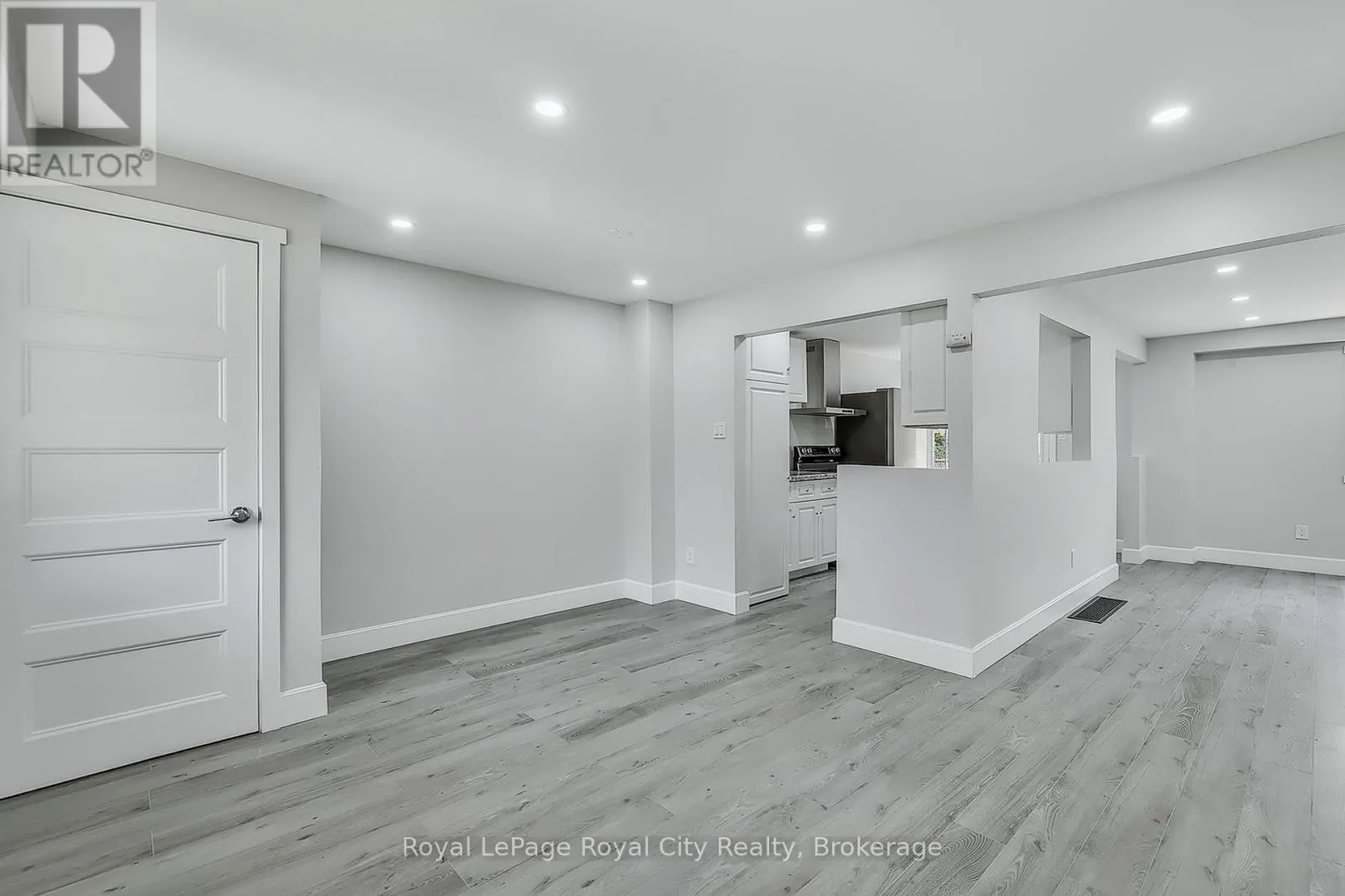 691 COLLEGE AVENUE W