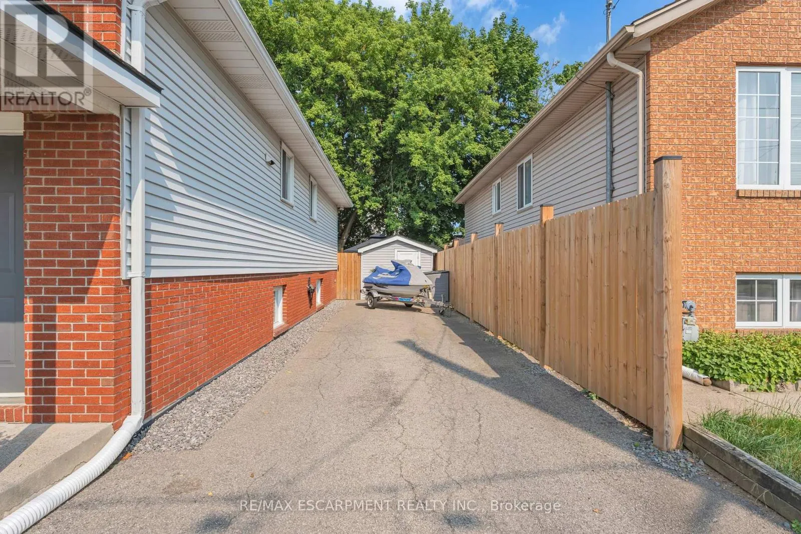 24 AUGUSTA AVENUE