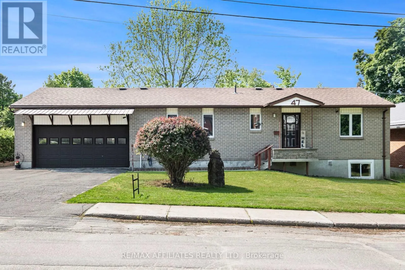 47 GLADSTONE AVENUE