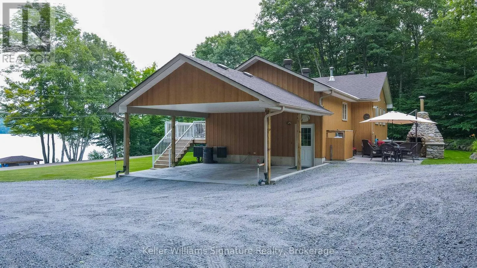 165 LAKESHORE DRIVE