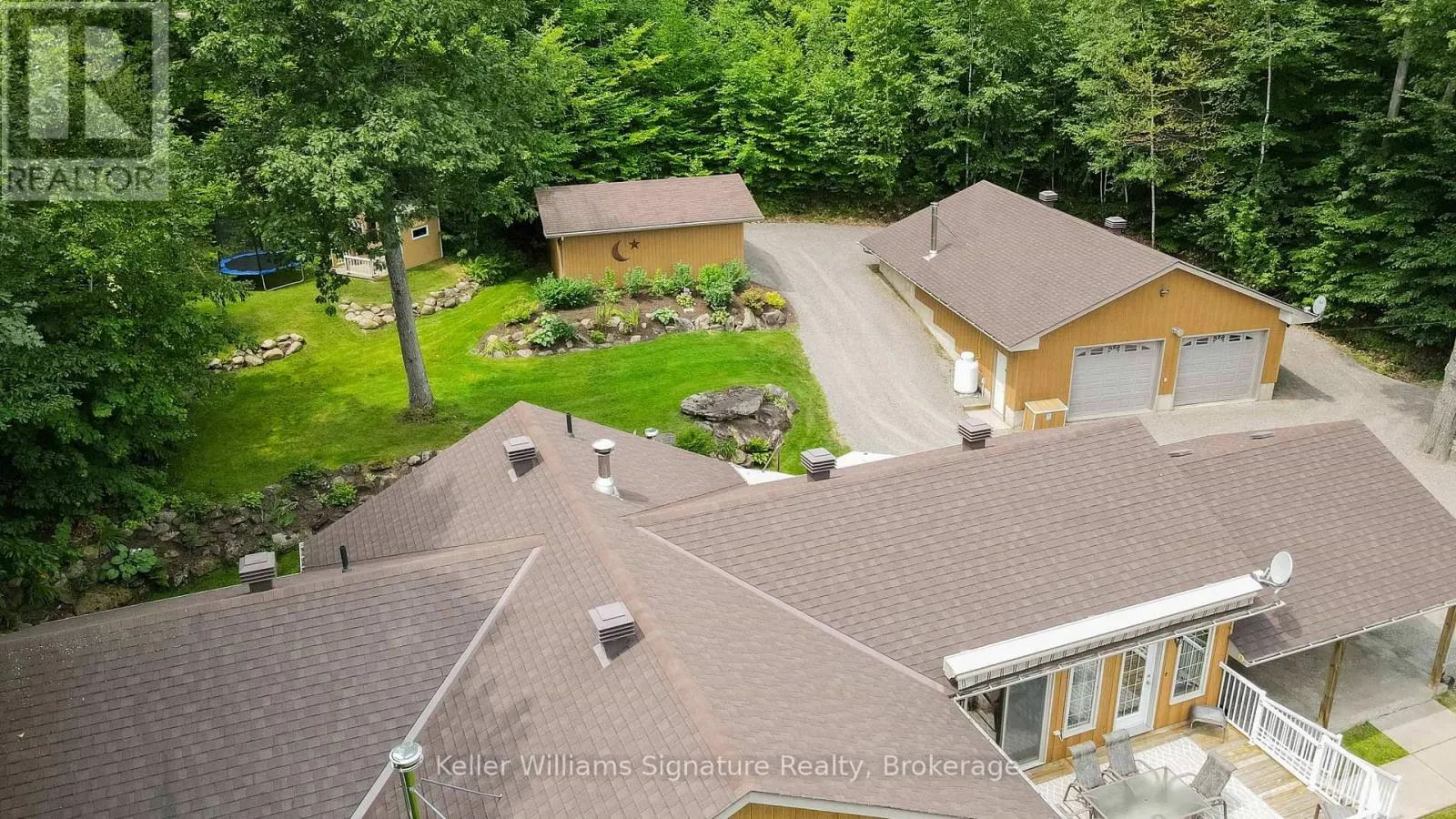 165 LAKESHORE DRIVE
