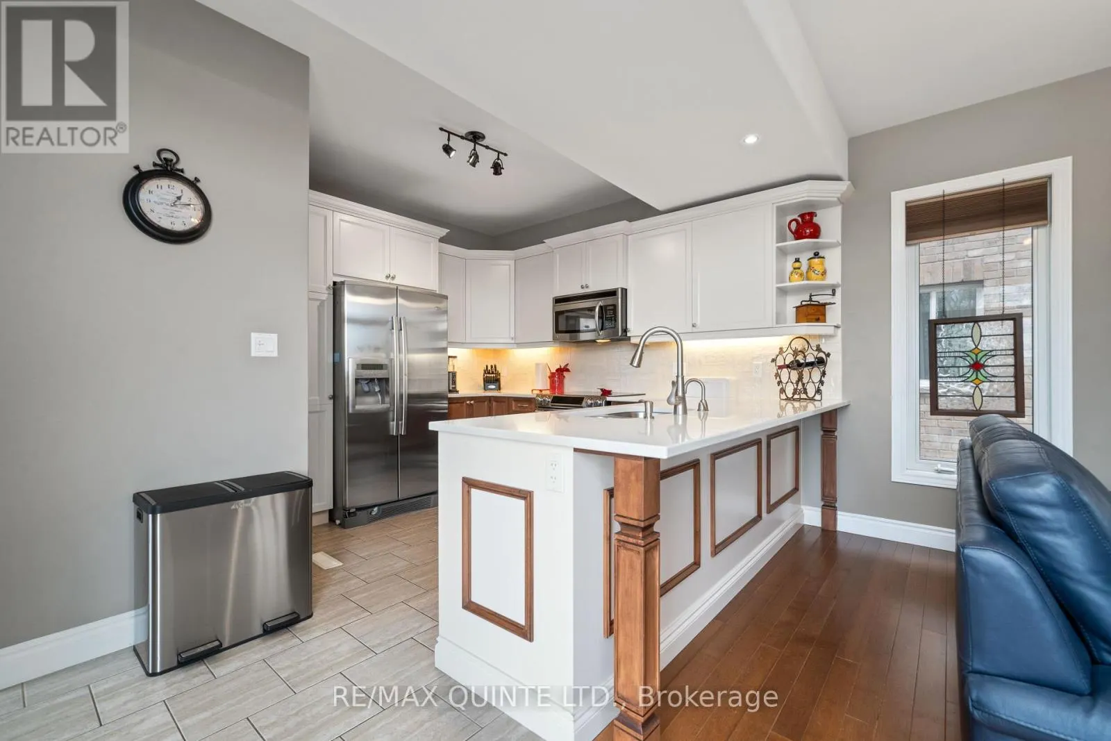 10 MEAGHER PLACE
