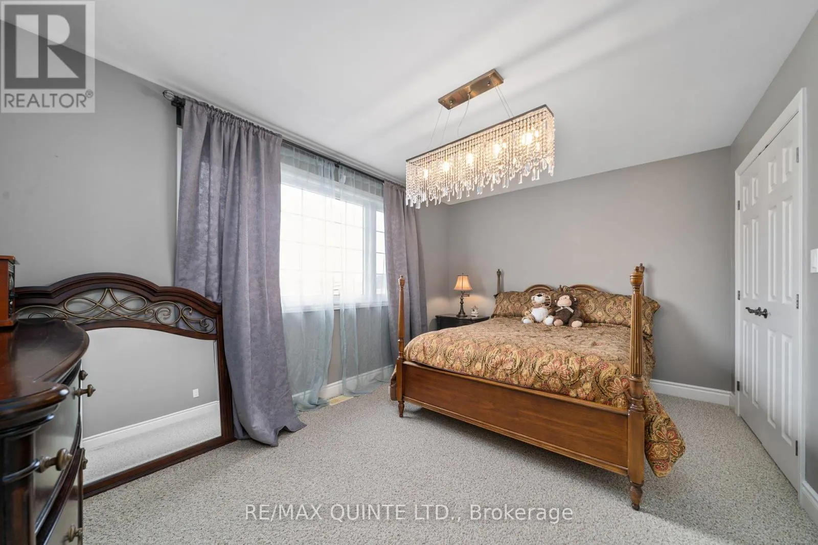 10 MEAGHER PLACE