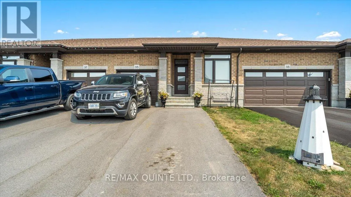 35 CYPRESS DRIVE