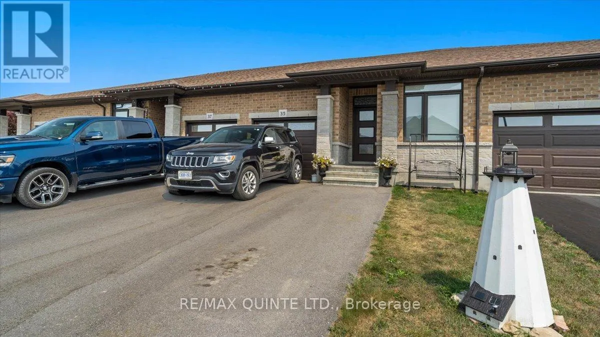 35 CYPRESS DRIVE