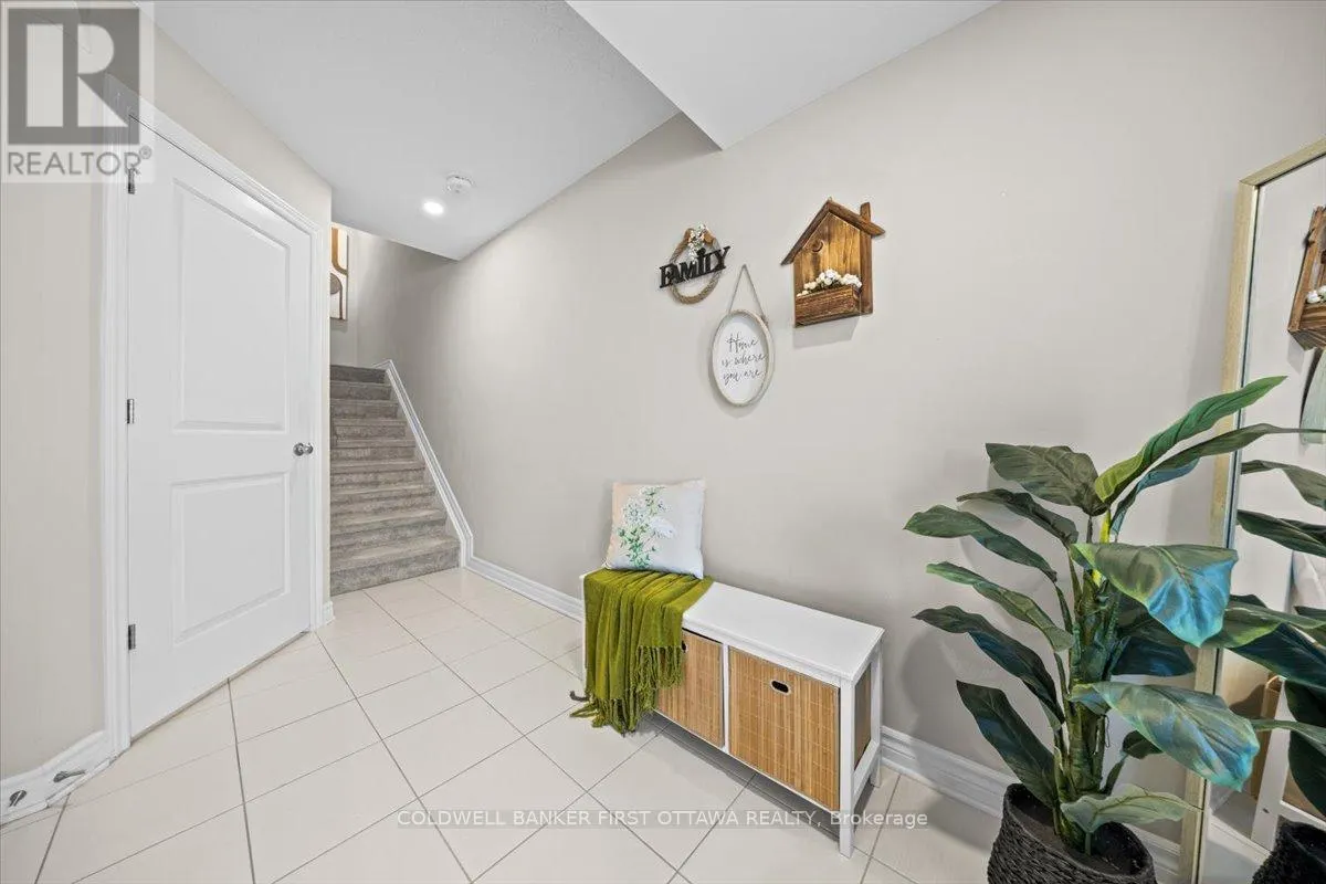 329 CITRINE STREET