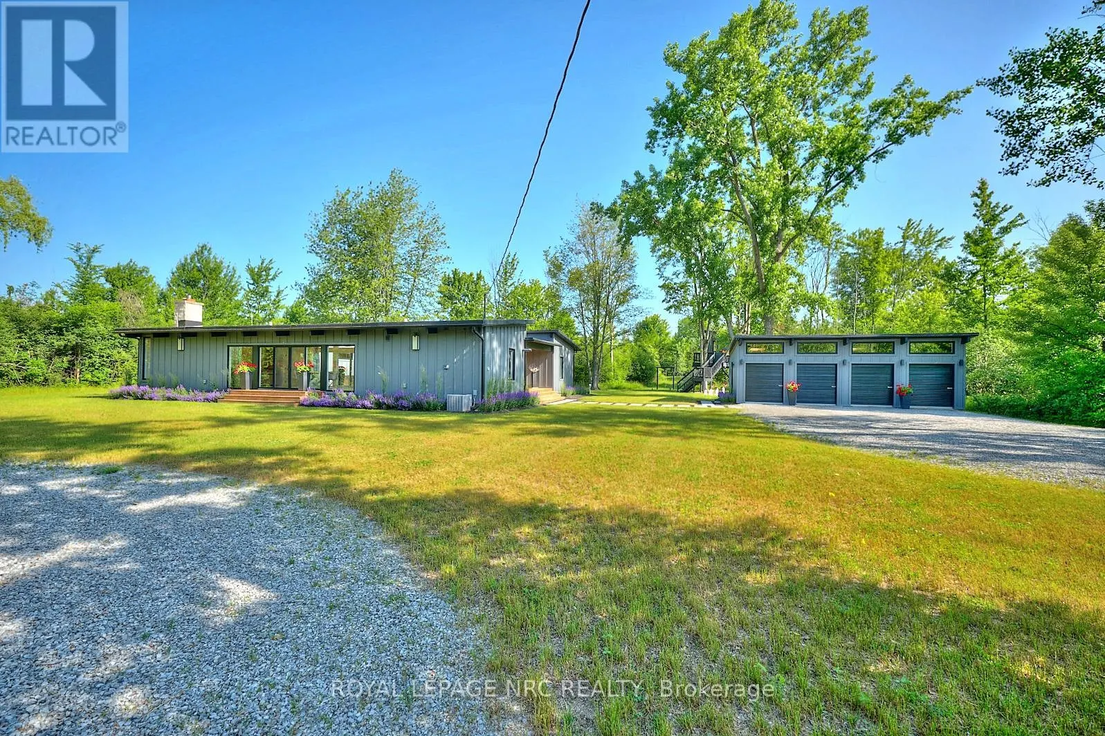 1904 MACDONALD DRIVE