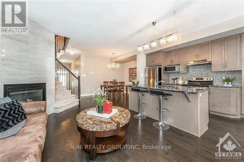 821 LOOSESTRIFE WAY
