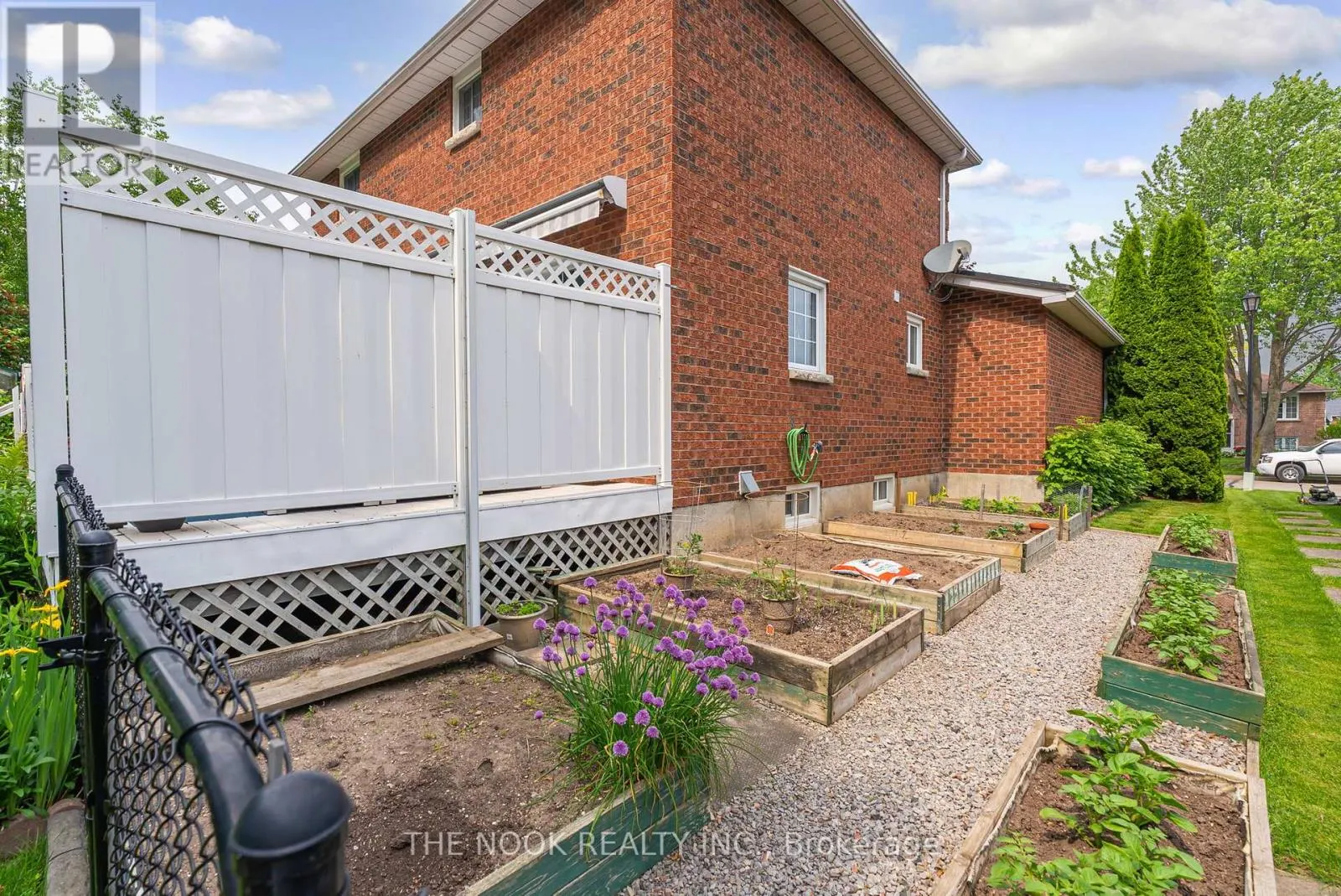 151 CARROLL CRESCENT