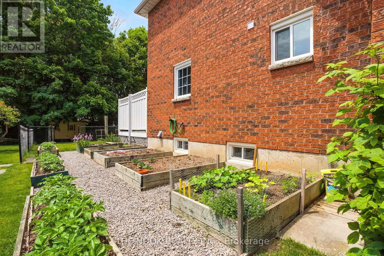 151 CARROLL CRESCENT