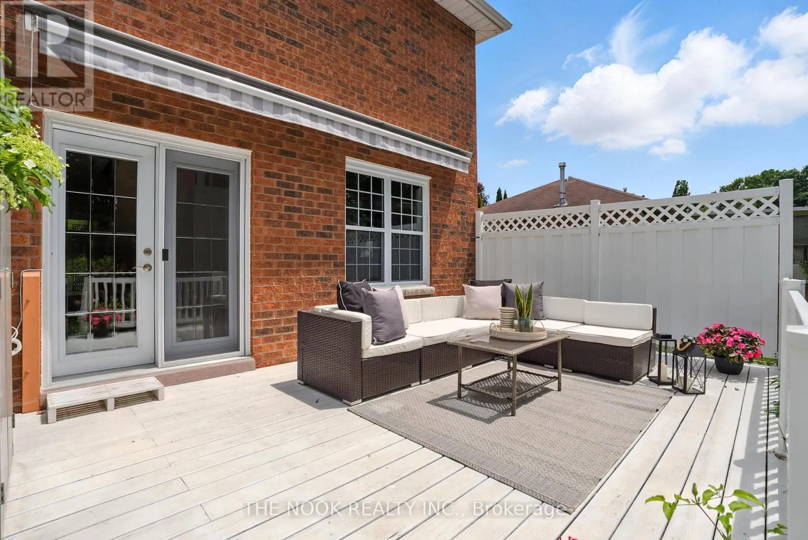 151 CARROLL CRESCENT