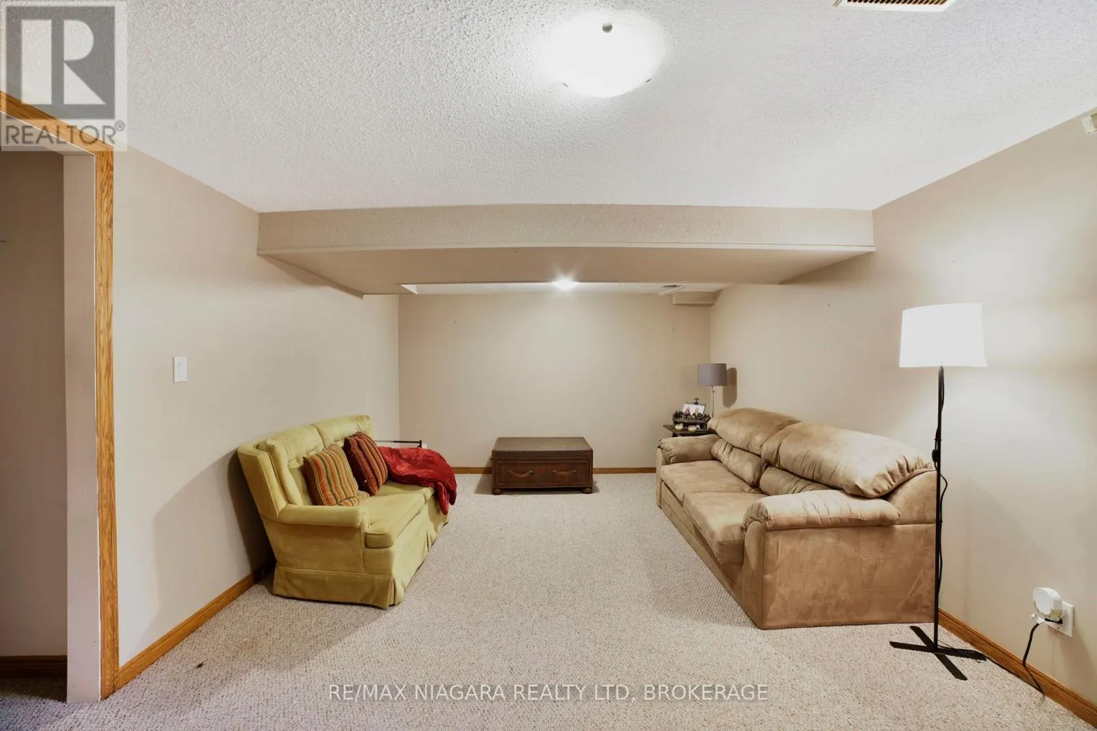5735 DEERBROOK STREET