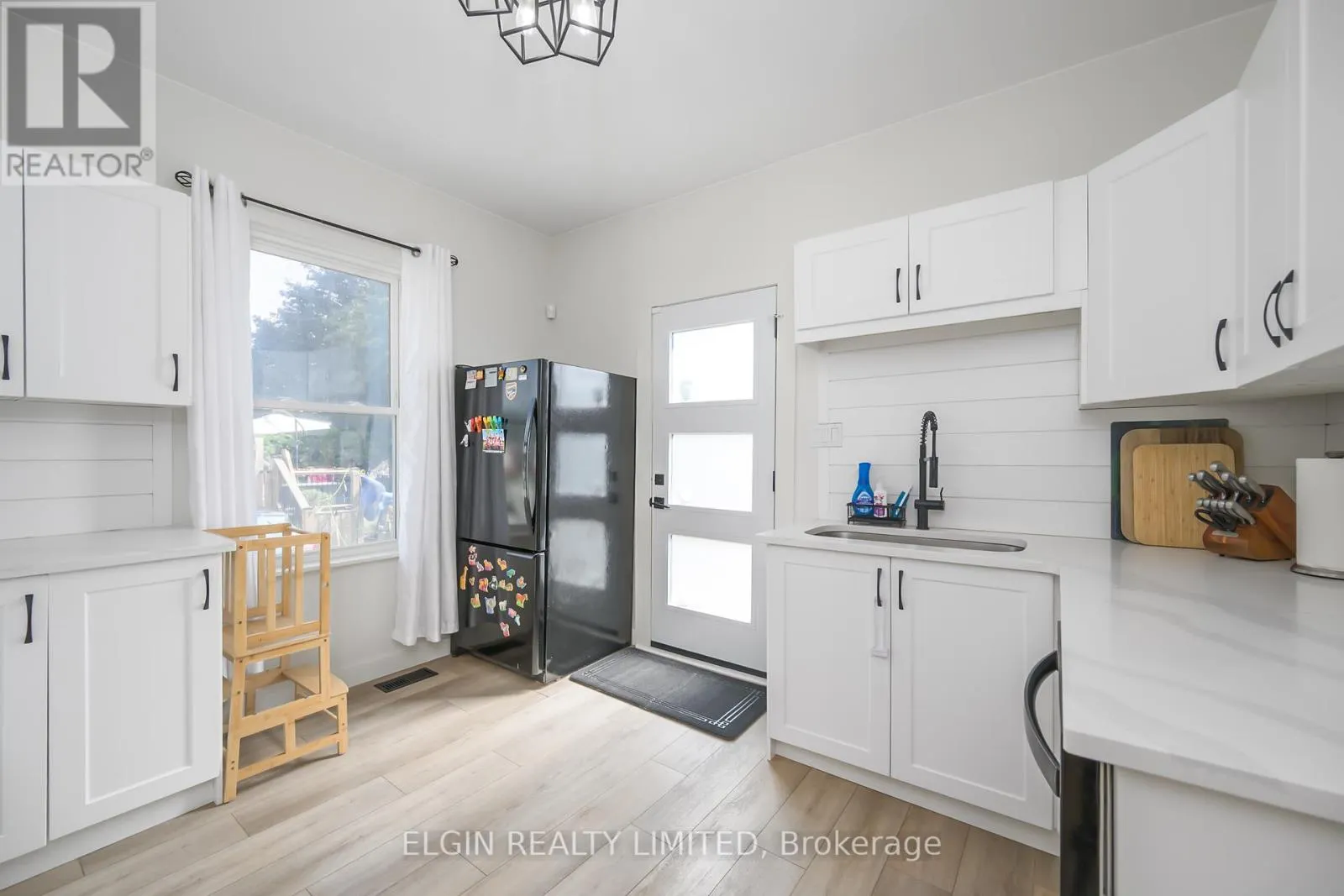133 BALACLAVA STREET