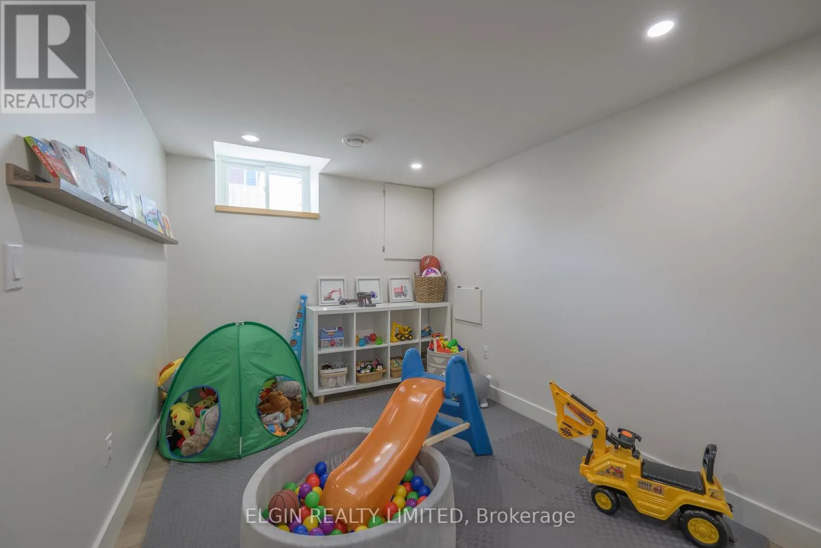 133 BALACLAVA STREET