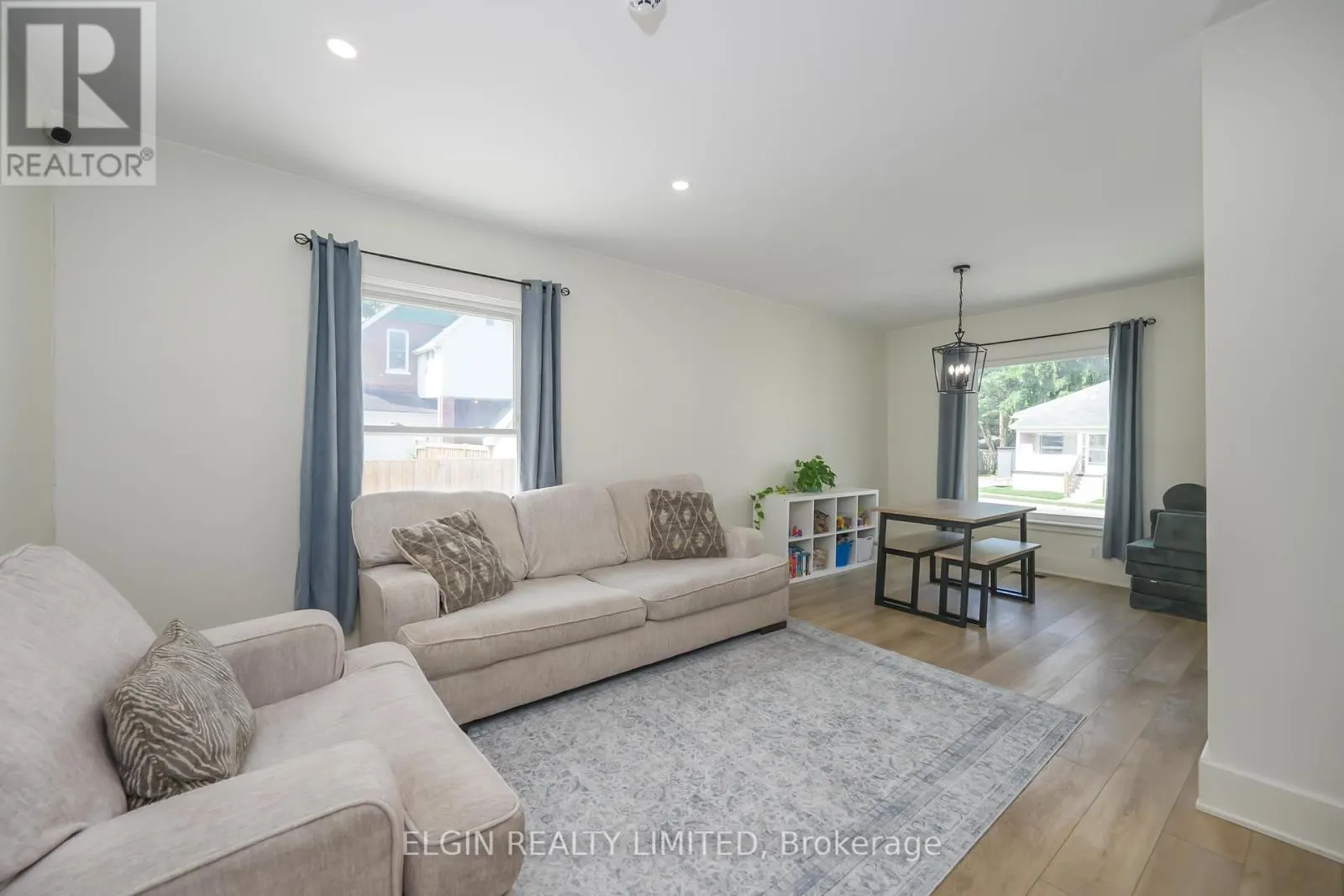 133 BALACLAVA STREET