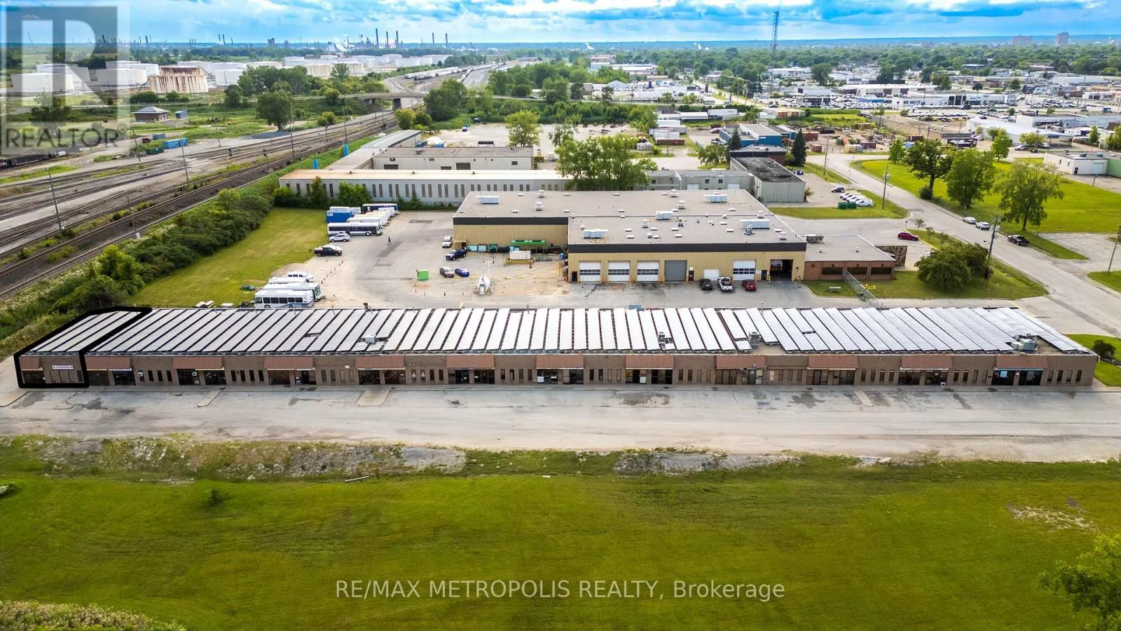 23&24 - 1173 MICHENER ROAD