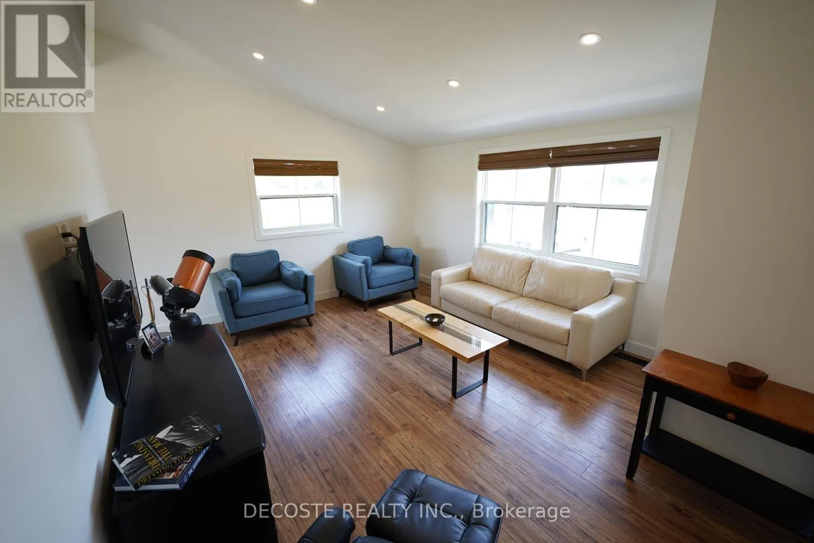 6460 RAE ROAD