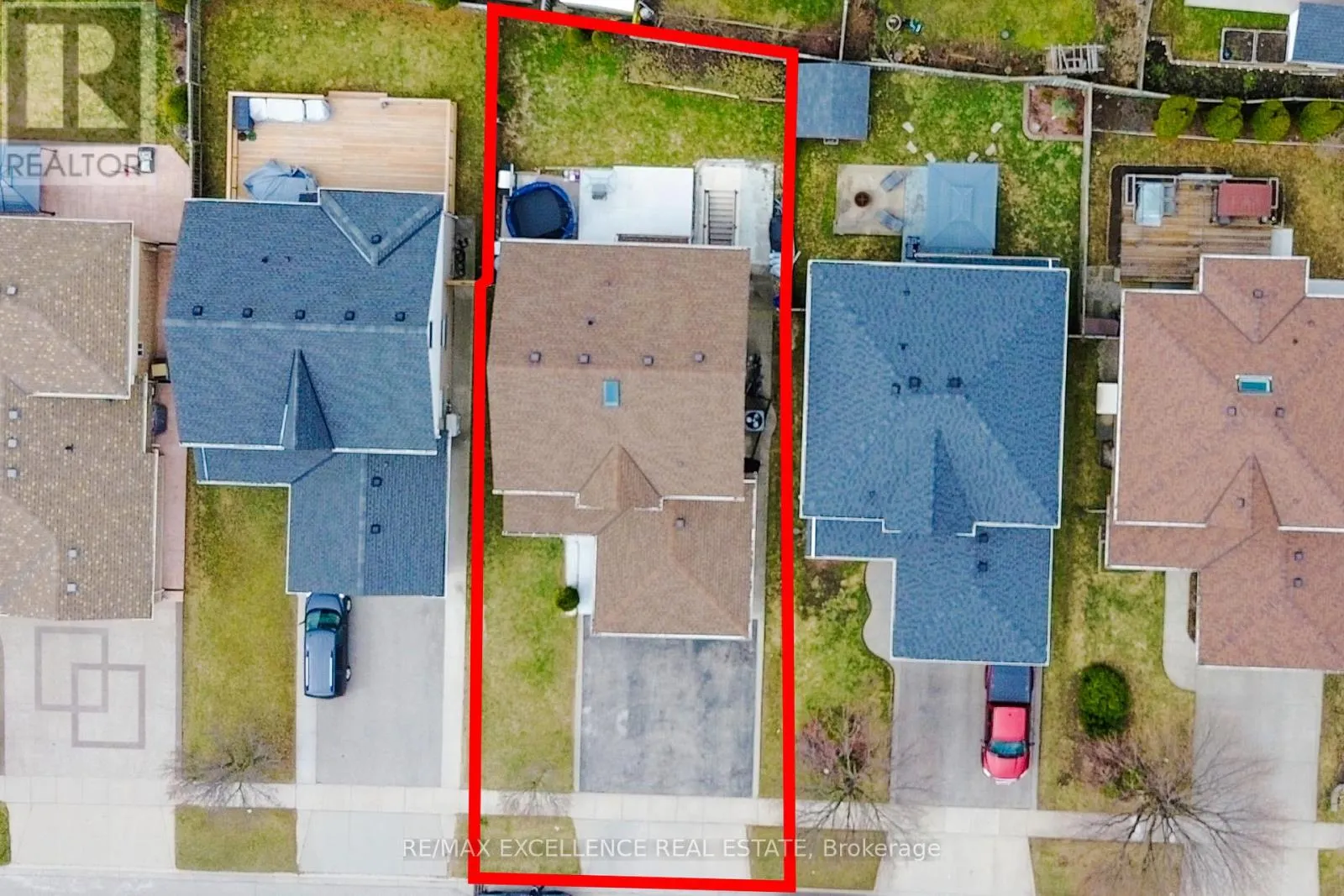 76 COUNTRY CLUB DRIVE
