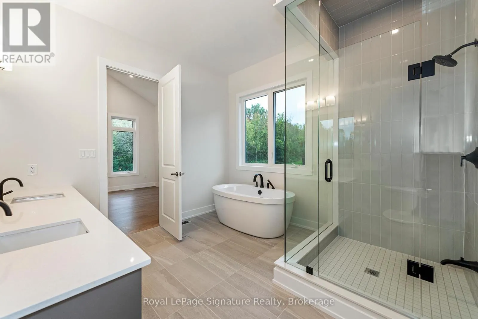 124 DOROTHY DRIVE