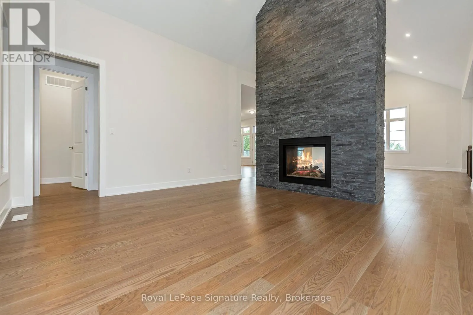 124 DOROTHY DRIVE