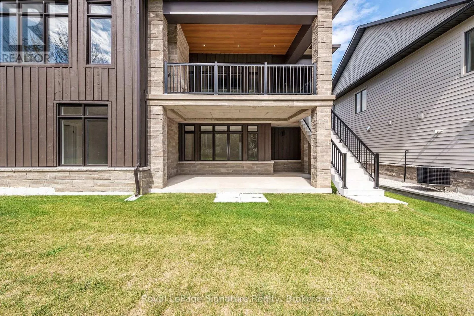 124 DOROTHY DRIVE