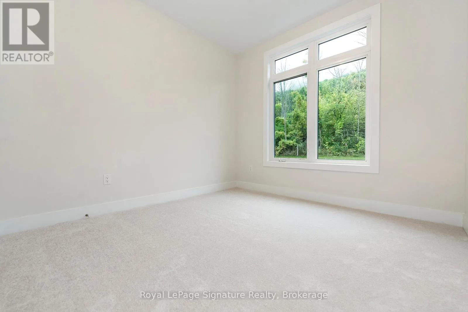 124 DOROTHY DRIVE