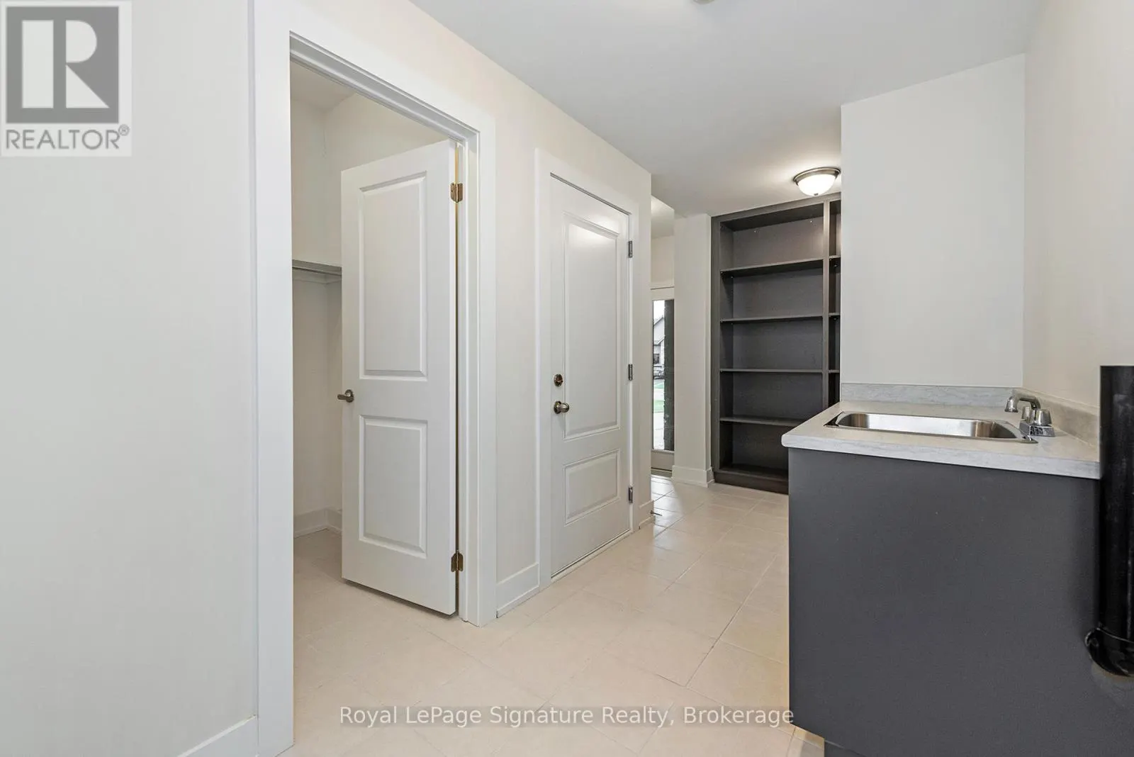 124 DOROTHY DRIVE