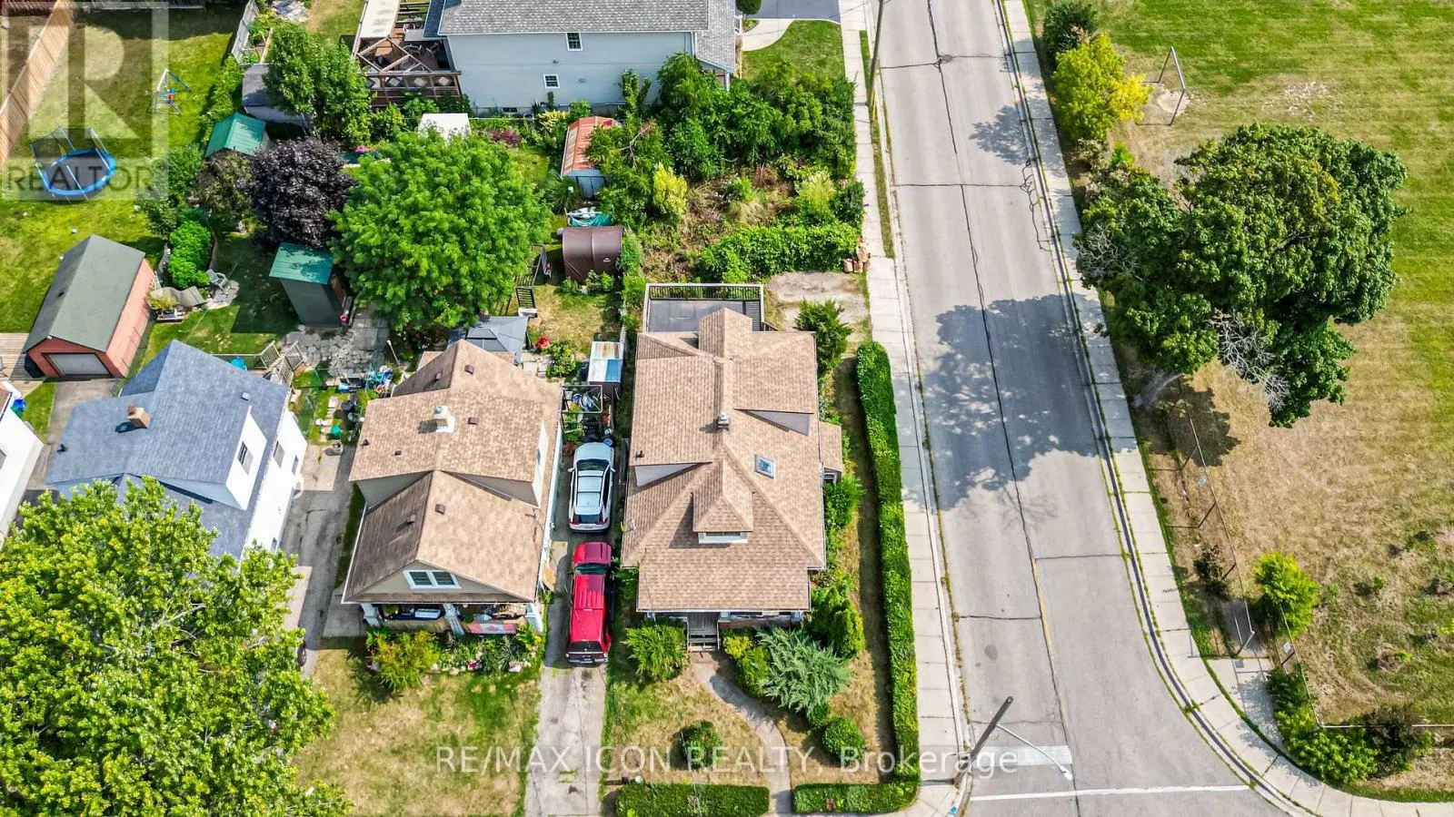 999 VINE STREET