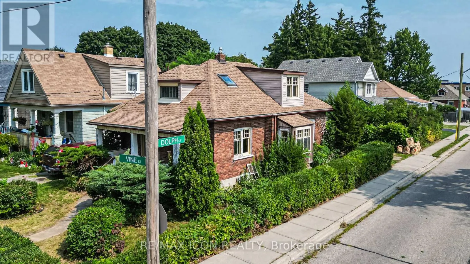 999 VINE STREET