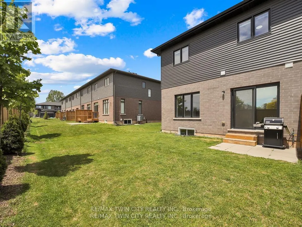 108 - 4552 PORTAGE ROAD